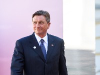 Pahor priprema novi nacrt za dijalog Beograda i Prištine